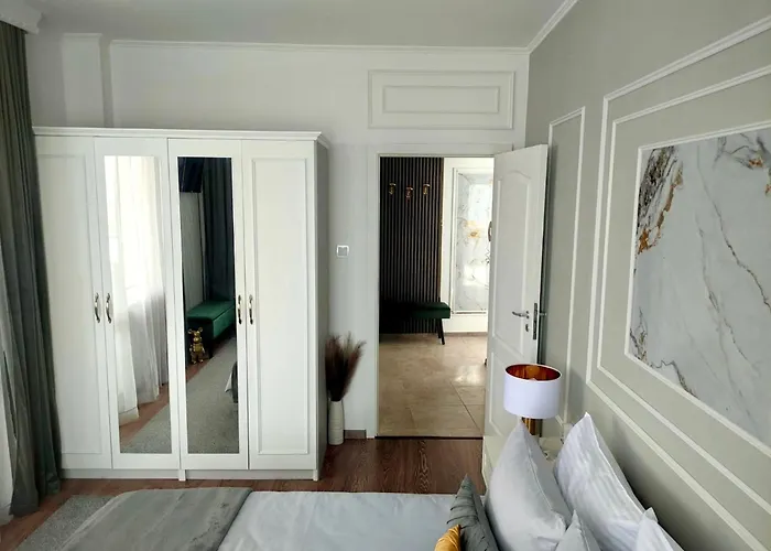 アパート Maxton Design